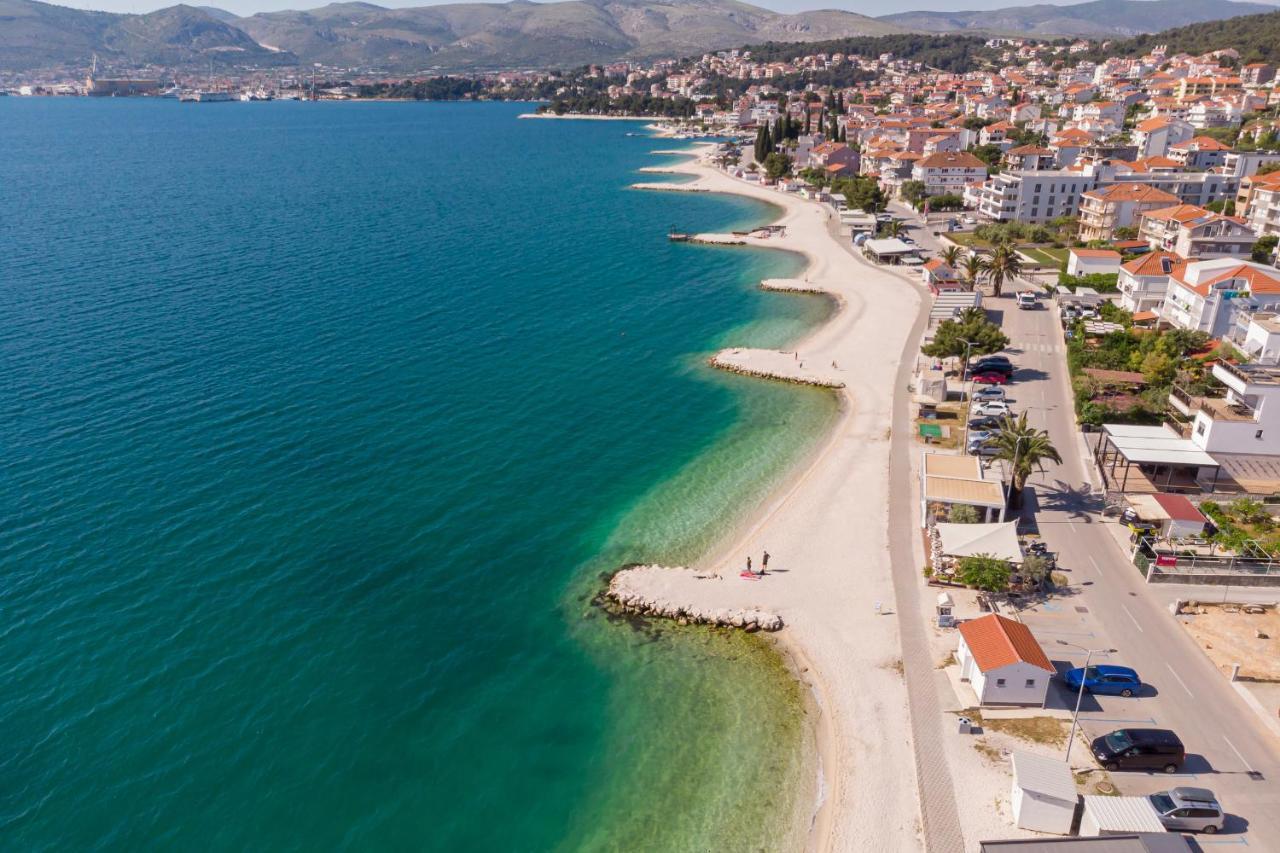 Island Resort Mihaela - Happy Rentals Trogir Zewnętrze zdjęcie