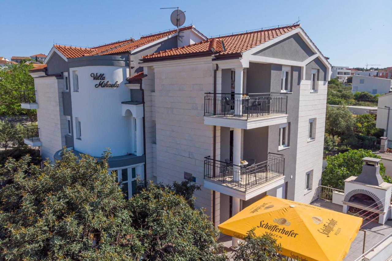 Island Resort Mihaela - Happy Rentals Trogir Zewnętrze zdjęcie